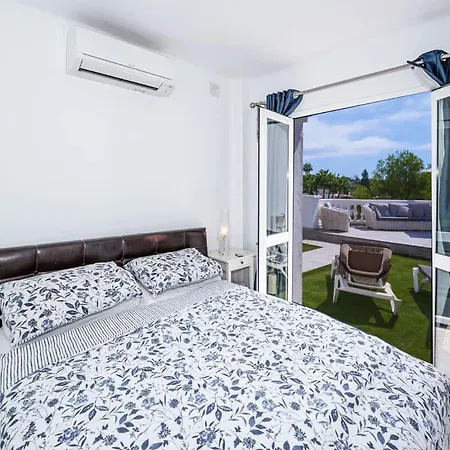Apartment Calle Rabat, 25
