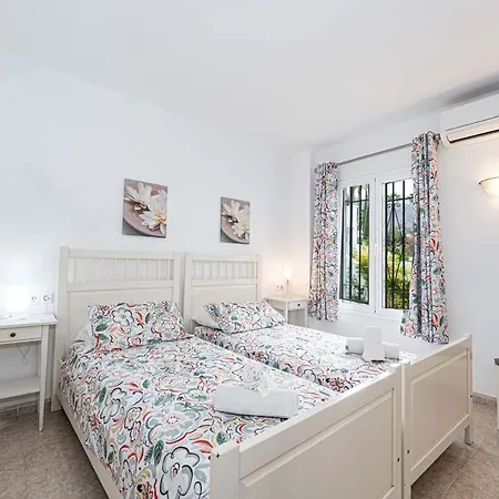 Calle Rabat, 25 Apartment